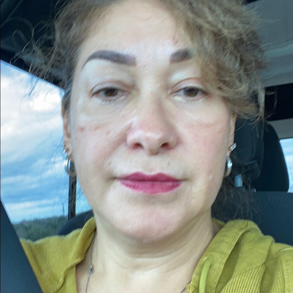 Meet your Posher, Alma alicia